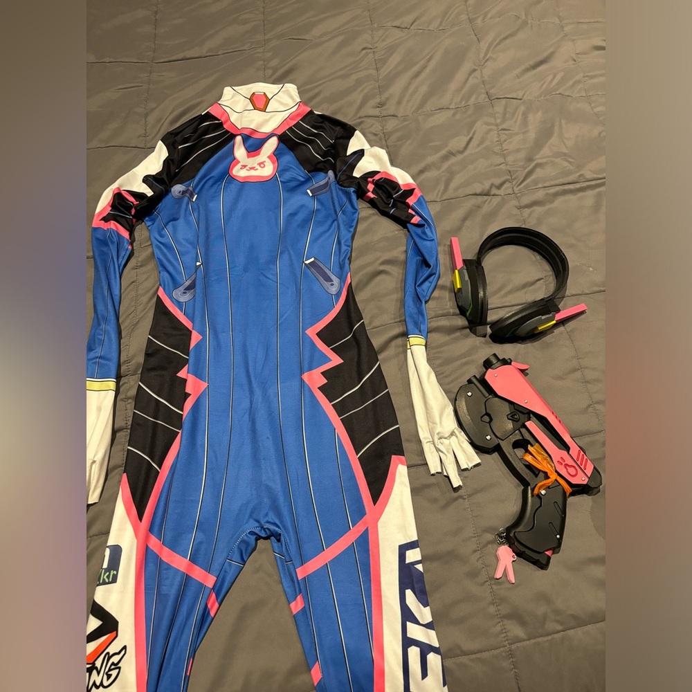 DVA Overwatch Cosplay/Costume